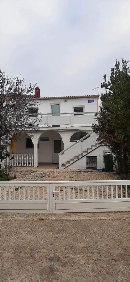 Apartman Kety Vir Kültér fotó